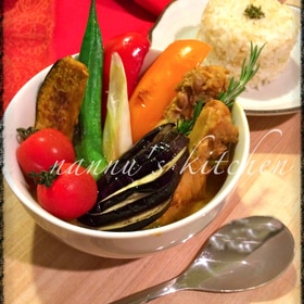 夏バテ知らず！チキン＆夏野菜の豆乳スープカレー